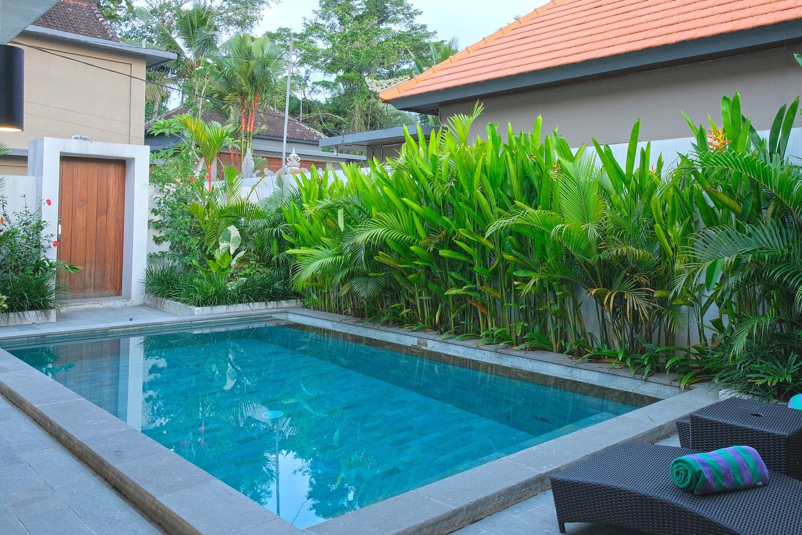 Cahyana Tibuah - the private pool